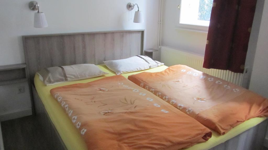 Judy And Sandor Apartmen Budapest Luaran gambar